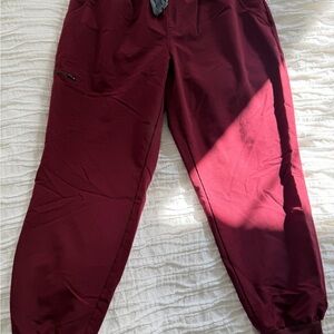 Figs Women’s Maroon Joggers